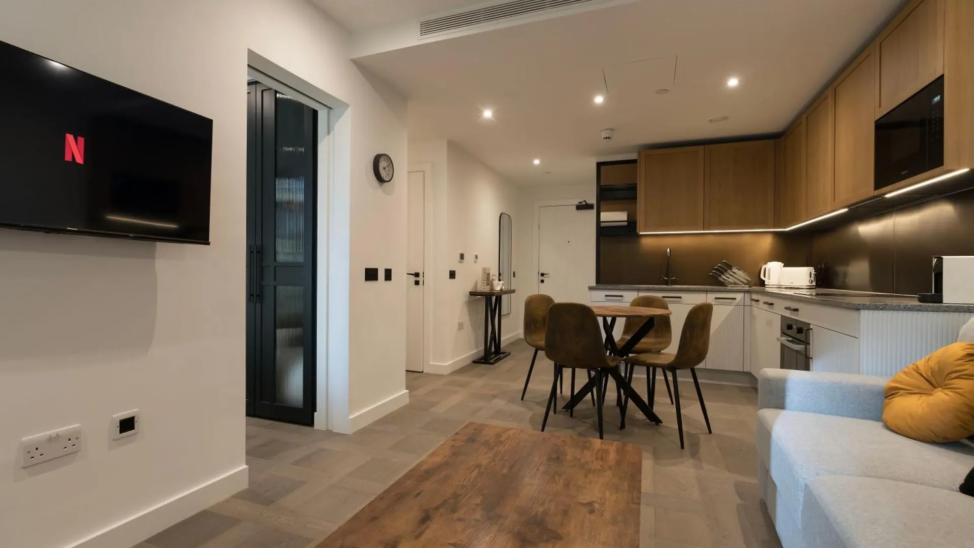 Luxury Flat Next Tower Bridge 2 Apartment London