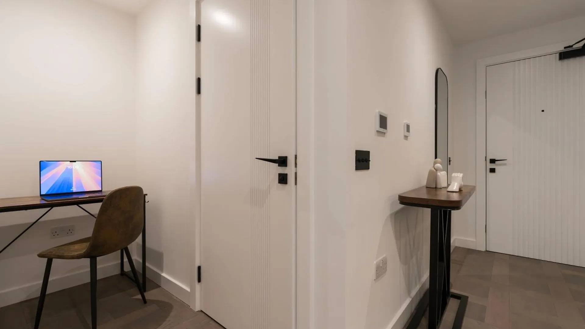 Luxury Flat Next Tower Bridge 2 Apartment London