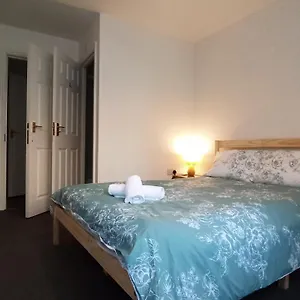 Bright, Chilled Ensuite Db In A Shared Flat! Habitación en casa particular